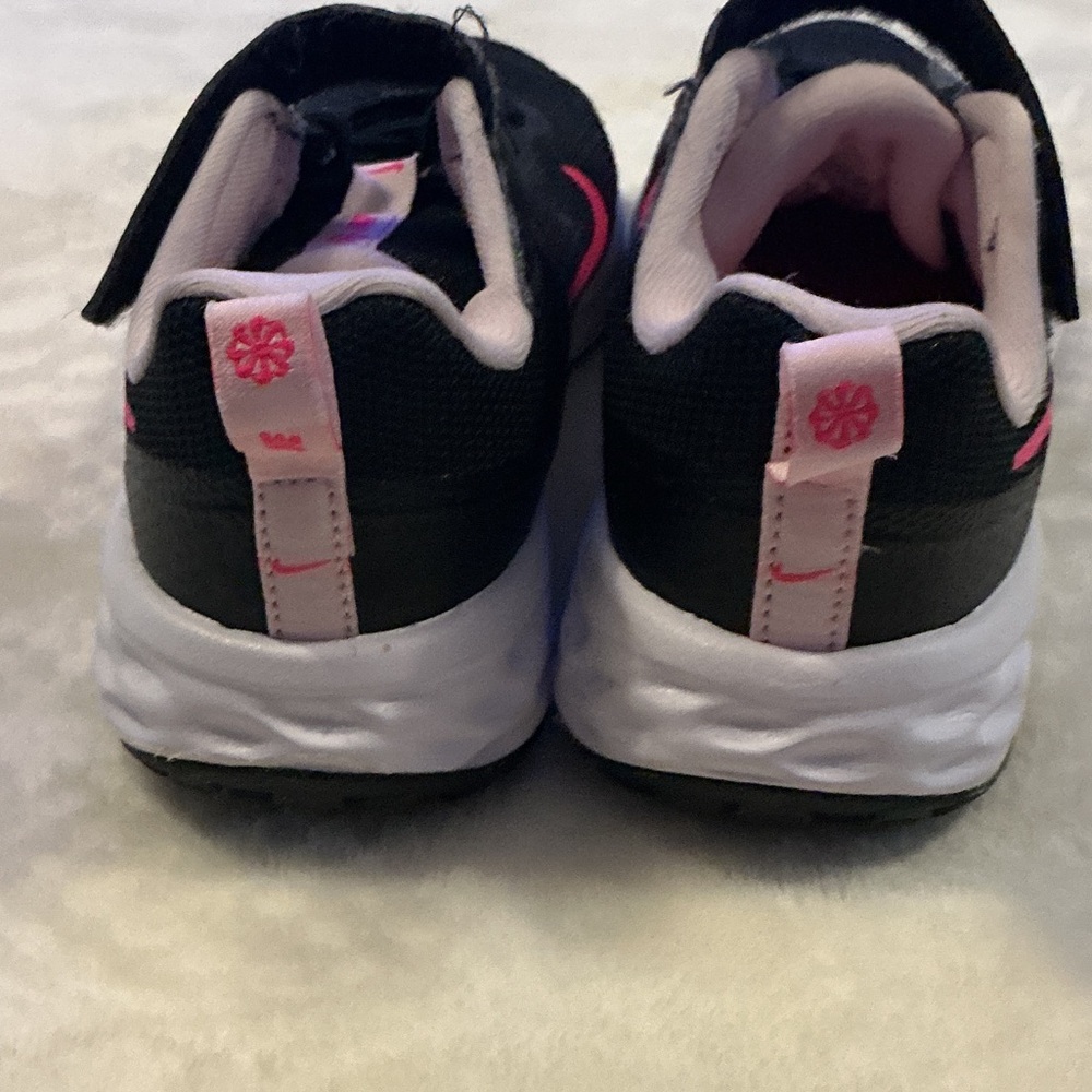 Nike Little Kids Revolution 7 - Picture 4 of 8